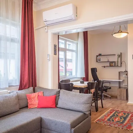 Stylish & Comfy In The Center * Istanbul